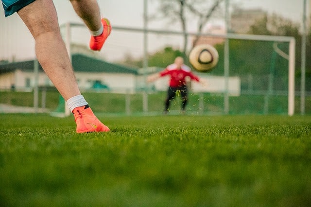 How to shoot a soccer ball